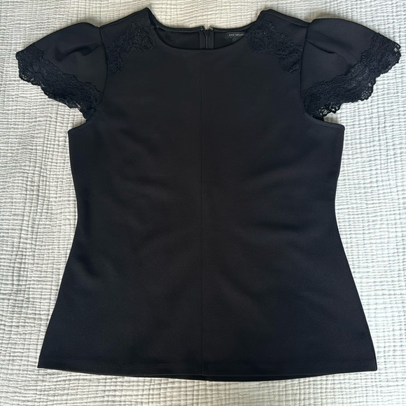 ANN TAYLOR black top w lace detail - Picture 1 of 8